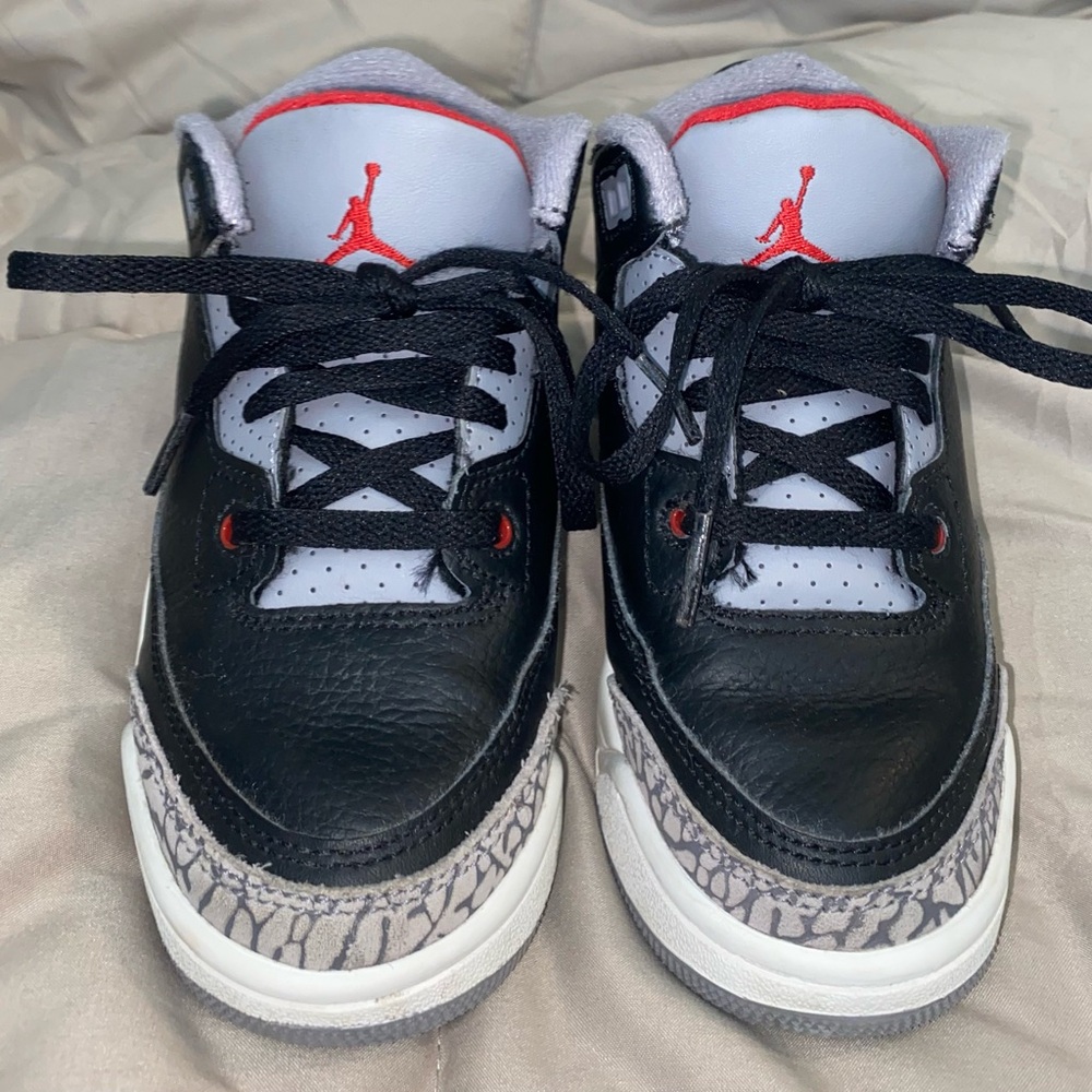 Jordan 3 Retro Kids Black and Gray Sneakers
